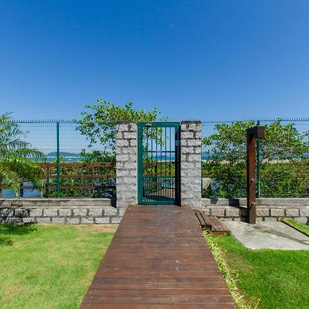 Apto Pe Na Areia Em Condominio Com Piscina N1298 フロリアノポリス エクステリア 写真